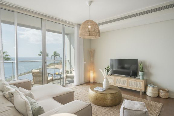 Vacances de luxe, vue sur la mer - Madeira Palace III