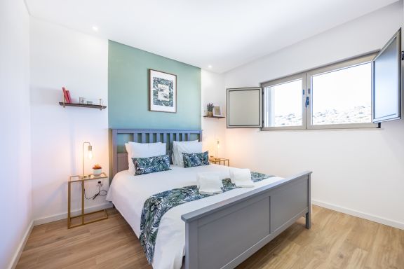 The Kuuyi Suite - Burgau