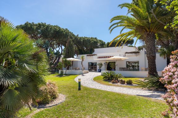 Balaia Golf Poolside Retreat - Superior 2 bed Villa