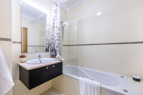 Apartment Gloria - stylish 2 bedroom apartment