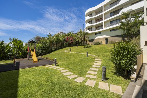 Com piscina e vista mar - Calheta Victory View
