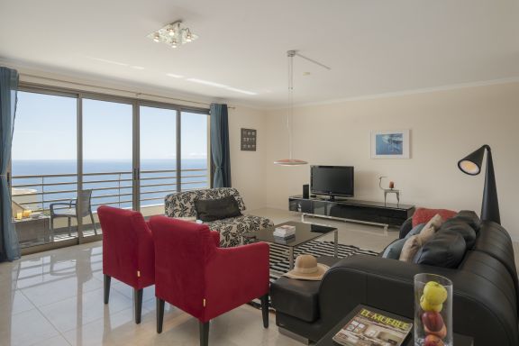 Com piscina e vista mar - Calheta Victory View

