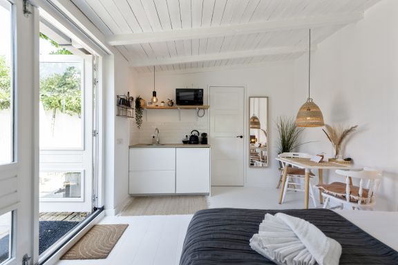Little Beach House - Great couples getaway!