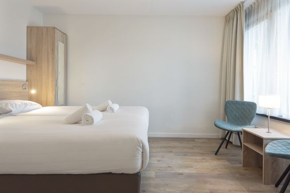 Spacious and luxurious first flloor apartment with balcony- Kaag  (9)