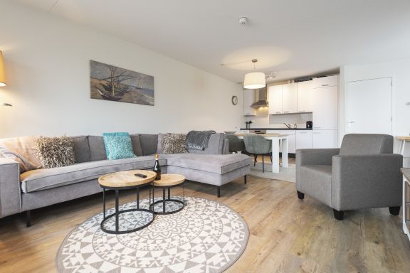 Spacious and luxurious first flloor apartment with balcony- Kaag  (9)