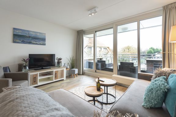 Spacious and luxurious first flloor apartment with balcony- Kaag  (9)