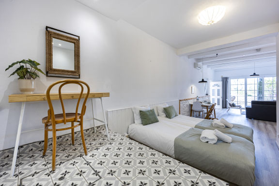 Quinta da Liberdade Studio 1 (sleeps 3 & baby) Renovated April 2024!