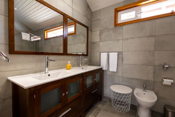 The Olive Hill Bungalow Azul