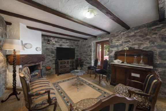 With pool and barbecue - Villa Roque