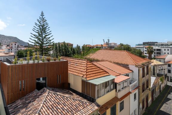 Quebra Costas I – A Refuge with Panoramic Views