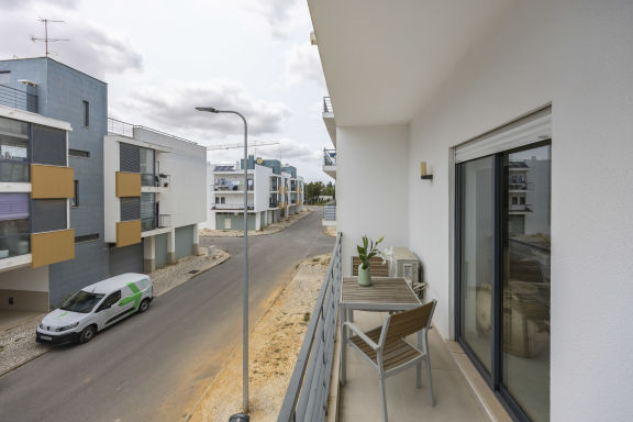 Art-inspired modern apartment near Lagos marina and beaches