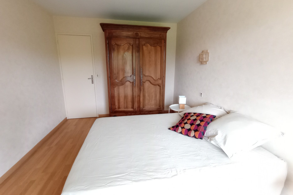CHAMBRE LIT 140 X 200