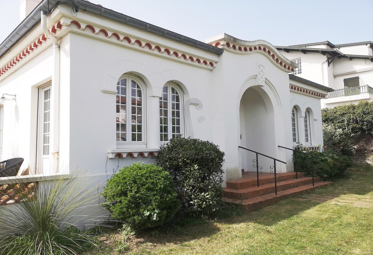 Villa Adrien – LCB