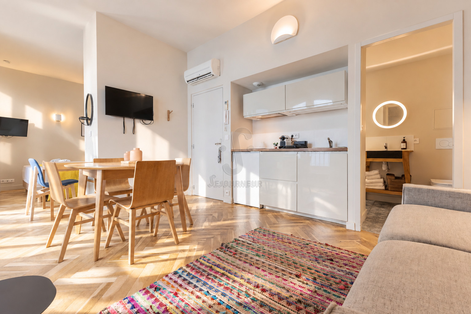 Les Suites #03 – BDX