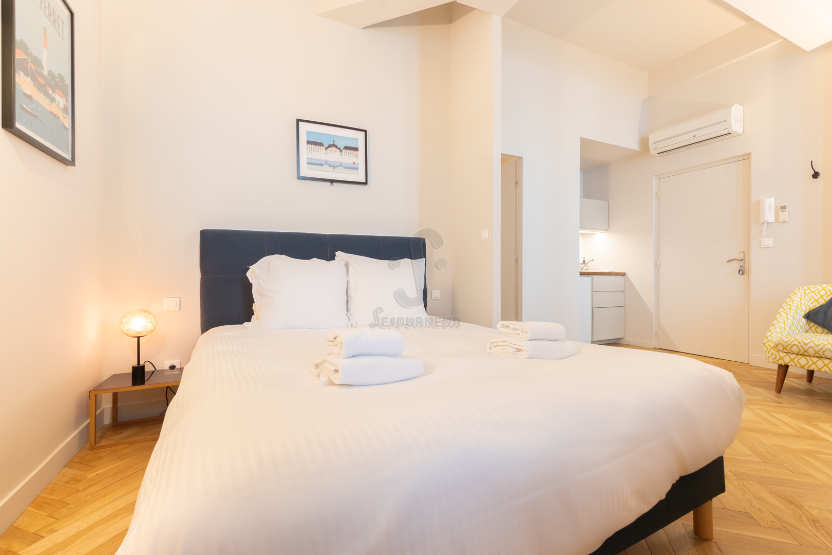 Les Suites #01 – BDX