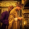 Beru Tessema as Gaveston and Tom Stuart as Edward II