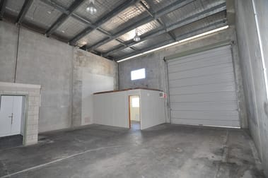 Unit 1, 58 Keane Street Currajong QLD 4812 - Image 2