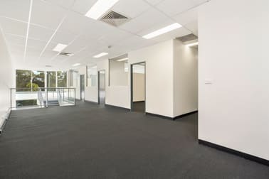 4/12 Chaplin Drive Lane Cove NSW 2066 - Image 3