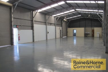 640 Grumman Close Archerfield QLD 4108 - Image 2