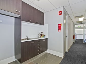 2D/3 Racecourse Road West Gosford NSW 2250 - Image 3