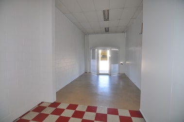 2/247 Ingham Road Garbutt QLD 4814 - Image 3