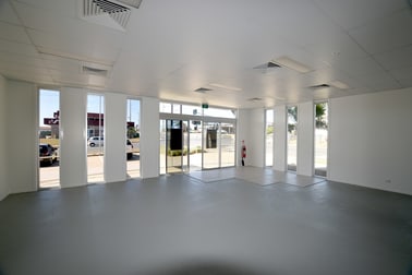 1/39 Toolooa Street South Gladstone QLD 4680 - Image 3