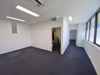 Suite 4/126 Scarborough Street Southport QLD 4215 - Image 3