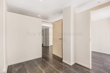 2/10 Albert Avenue Broadbeach QLD 4218 - Image 3