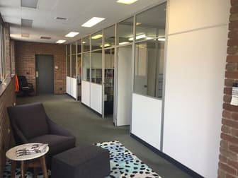 10 Treforest Dr Clayton VIC 3168 - Image 2