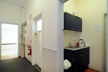 3, 6 & 8/2 Old Cleveland Road Greenslopes QLD 4120 - Image 2