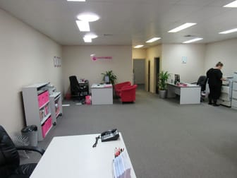 593a Macauley Street Albury NSW 2640 - Image 2