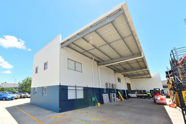 Unit 2/40 Dacmar Road Coolum Beach QLD 4573 - Image 2