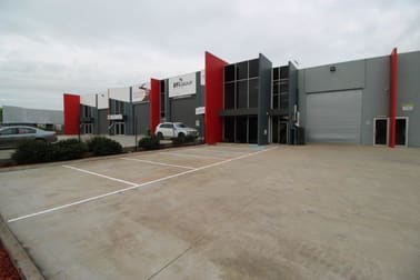 1/28-30 Bate Close Pakenham VIC 3810 - Image 2