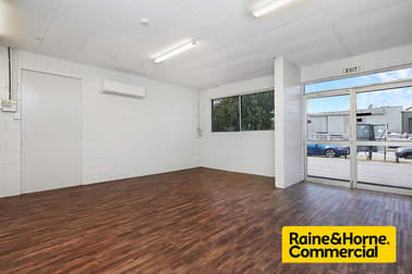 2/8 Spine Street Sumner QLD 4074 - Image 3