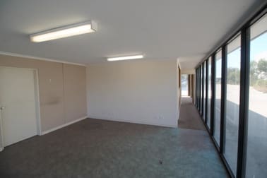 16 Drovers Place Pakenham VIC 3810 - Image 3
