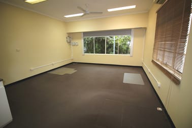 2/67 Lake Street Cairns City QLD 4870 - Image 2