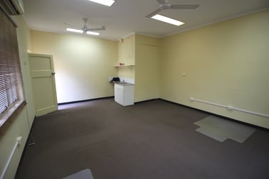 2/67 Lake Street Cairns City QLD 4870 - Image 3