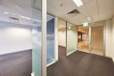 34/574 Plummer Street Port Melbourne VIC 3207 - Image 3
