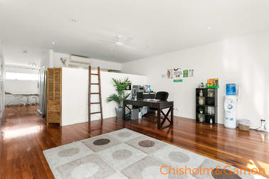 5/190 Bay Street Port Melbourne VIC 3207 - Image 2