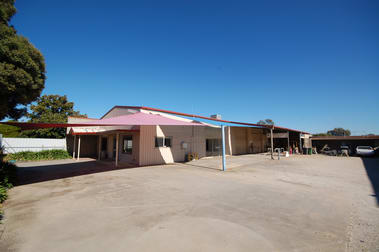 1/69 Wigg Street Wodonga VIC 3690 - Image 2