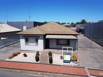 32 Napoleon Street Port Lincoln SA 5606 - Image 1