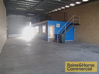 8/28 Bangor Street Archerfield QLD 4108 - Image 2