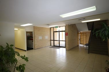 Suite 6 - 114 CAMPBELL STREET Rockhampton City QLD 4700 - Image 2