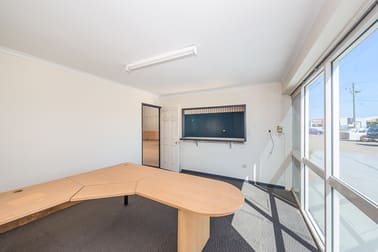 1/5 Piper Street Caboolture QLD 4510 - Image 2
