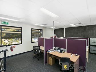 22/76 Doggett Street Newstead QLD 4006 - Image 3
