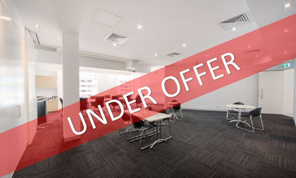 Suite 1A / 230 Shute Harbour Road Cannonvale QLD 4802 - Image 1
