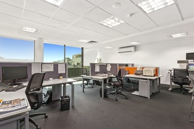 2/181 Bay Street Brighton VIC 3186 - Image 2