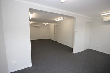 Unit 8, 62 Keane Street Currajong QLD 4812 - Image 3