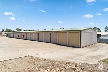 Click to view all images 2 Magpie Street Singleton NSW 2330 - Image 2