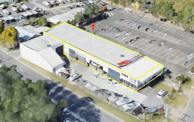 1&2/122 Eastlake Street Carrara QLD 4211 - Image 2